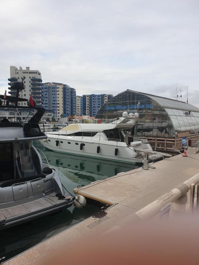 Ocean Village Apartment Gibraltár Kültér fotó